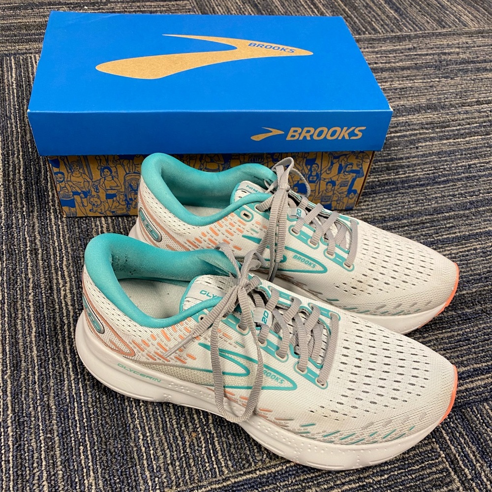 Brook’s Glycerin 20 Running Shoe